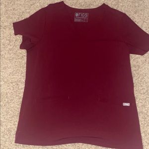 Burgundy medium two pocket top FIGS